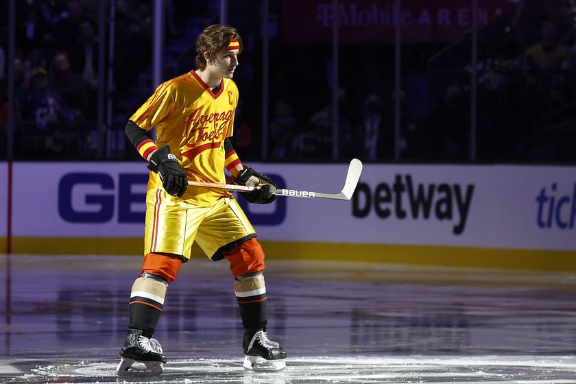 Alex Ovechkin dresses up, wins again at all-star skills event