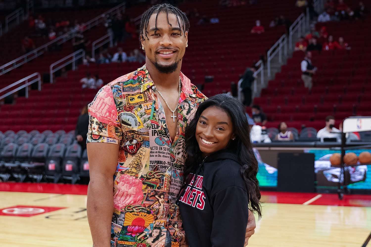 Jonathan Owens and Simone Biles (Image via Brides)