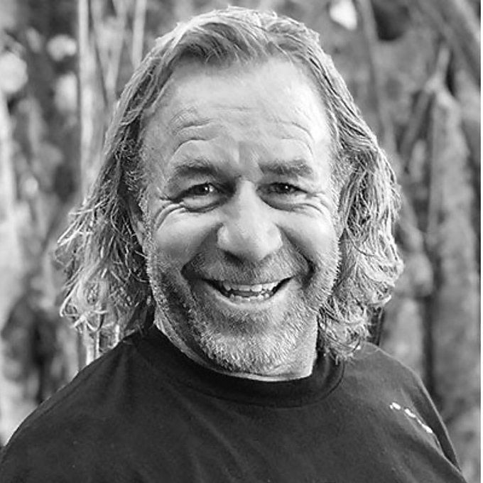 Who was Larry Haynes? Surfing community mourns the loss of photographer