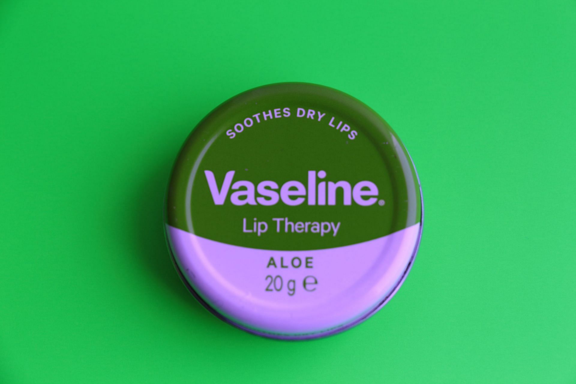 Is vaseline good for your skin? (Image via Unsplash / Geometric Photography)