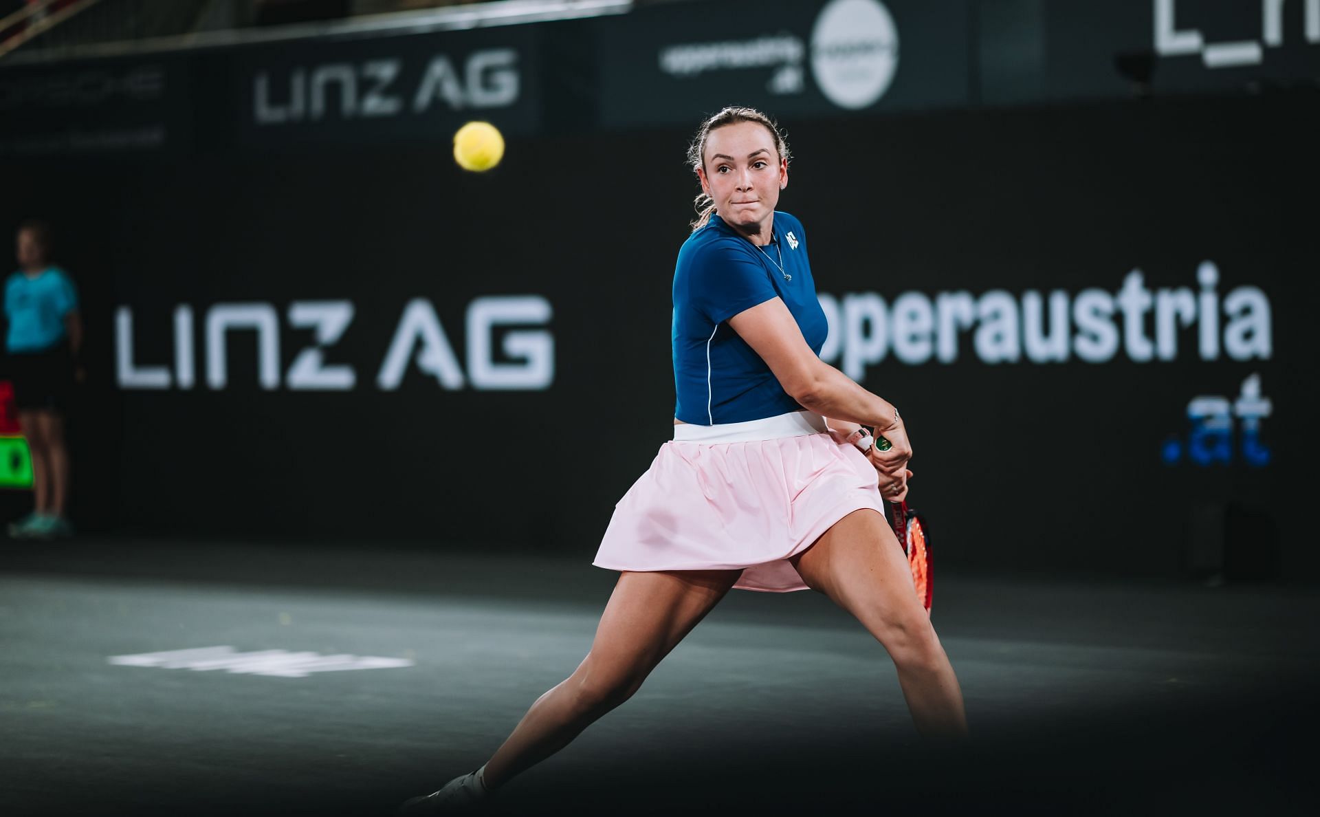 Donna Vekic in action at the Upper Austria Ladies Linz 2023 - Day 2