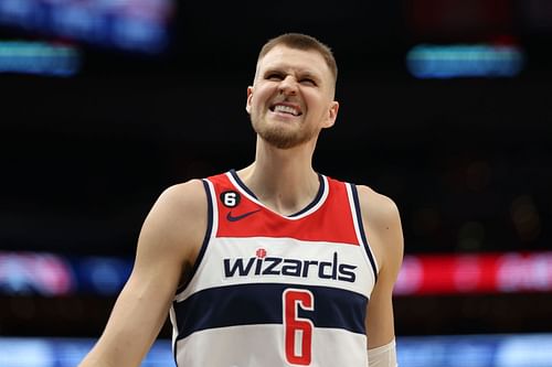 Kristaps Porzingis is taller than Kareem Abdul-Jabbar (Image via Getty Images)