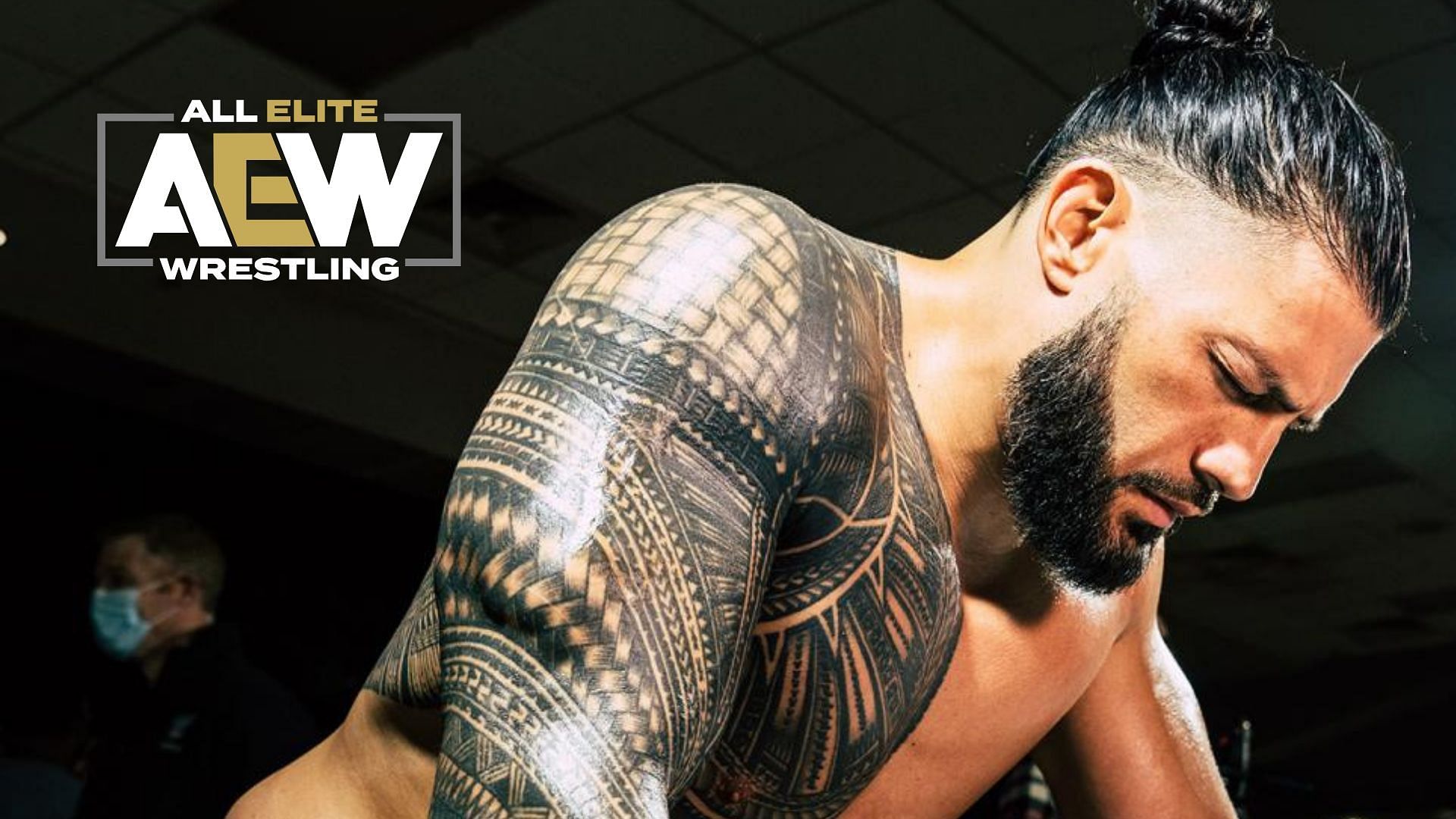 An AEW star has opened up about Roman Reigns and his backstage attitude