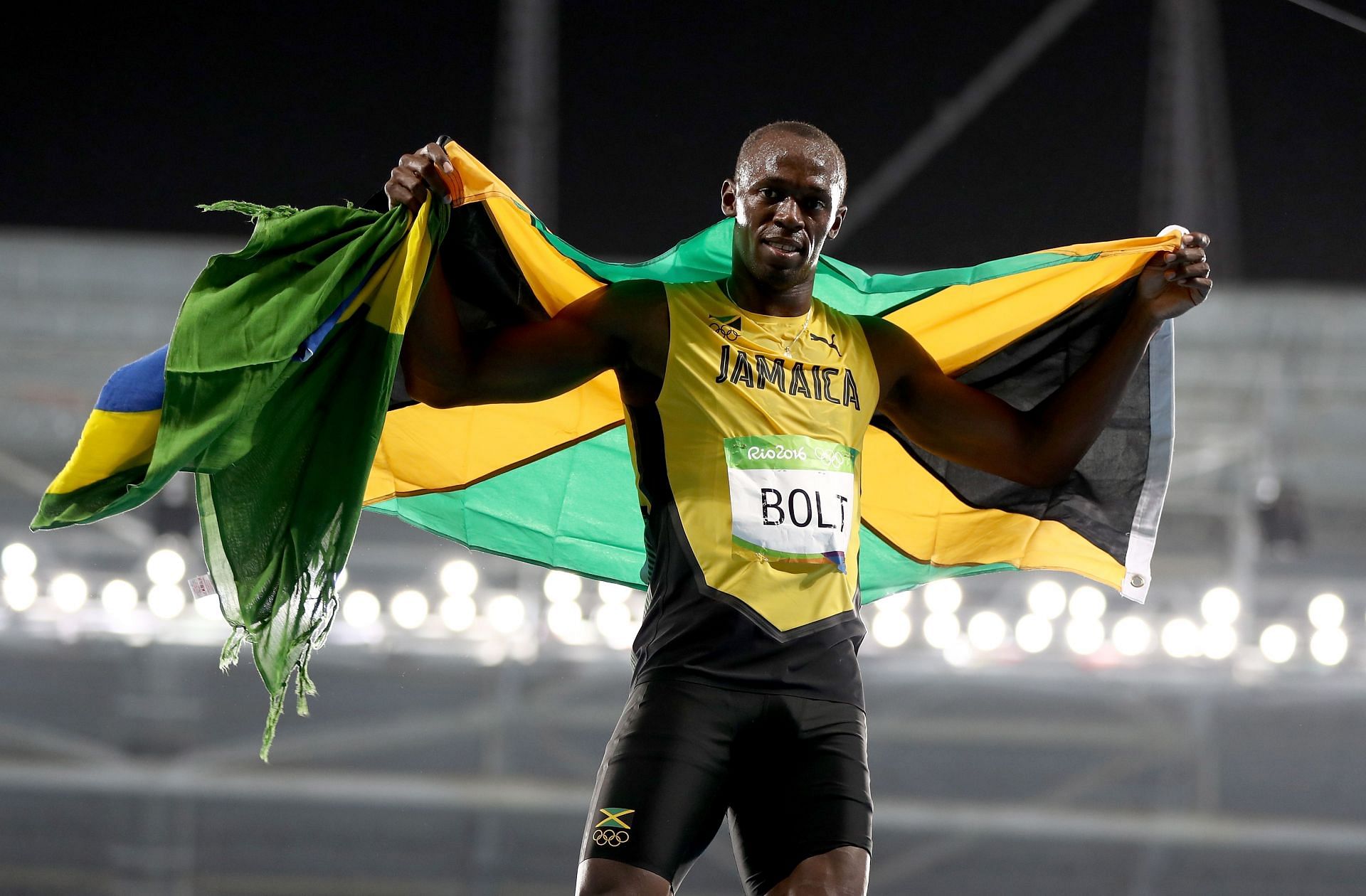 Usain Bolt celebrates winning the Men&#039;s 200m Final at the Rio 2016 Olympic Games