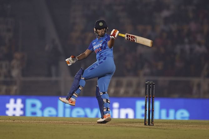 Royal Challengers Bangalore beat DC to sign wicket-keeper Richa Ghosh at WPL Auction 2023