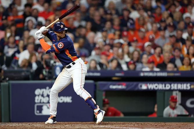 Jeremy Pena reflects on what Derek Jeter told him after the Astros won the World Series