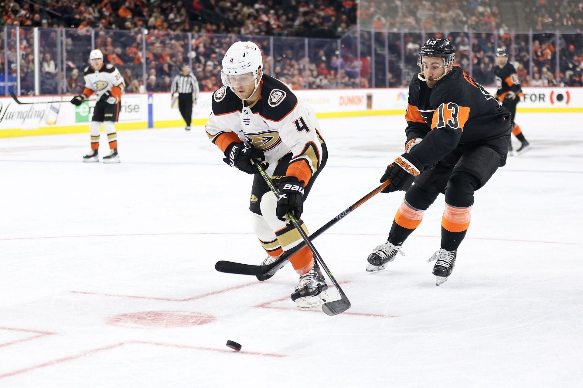 Anaheim Ducks v Philadelphia Flyers