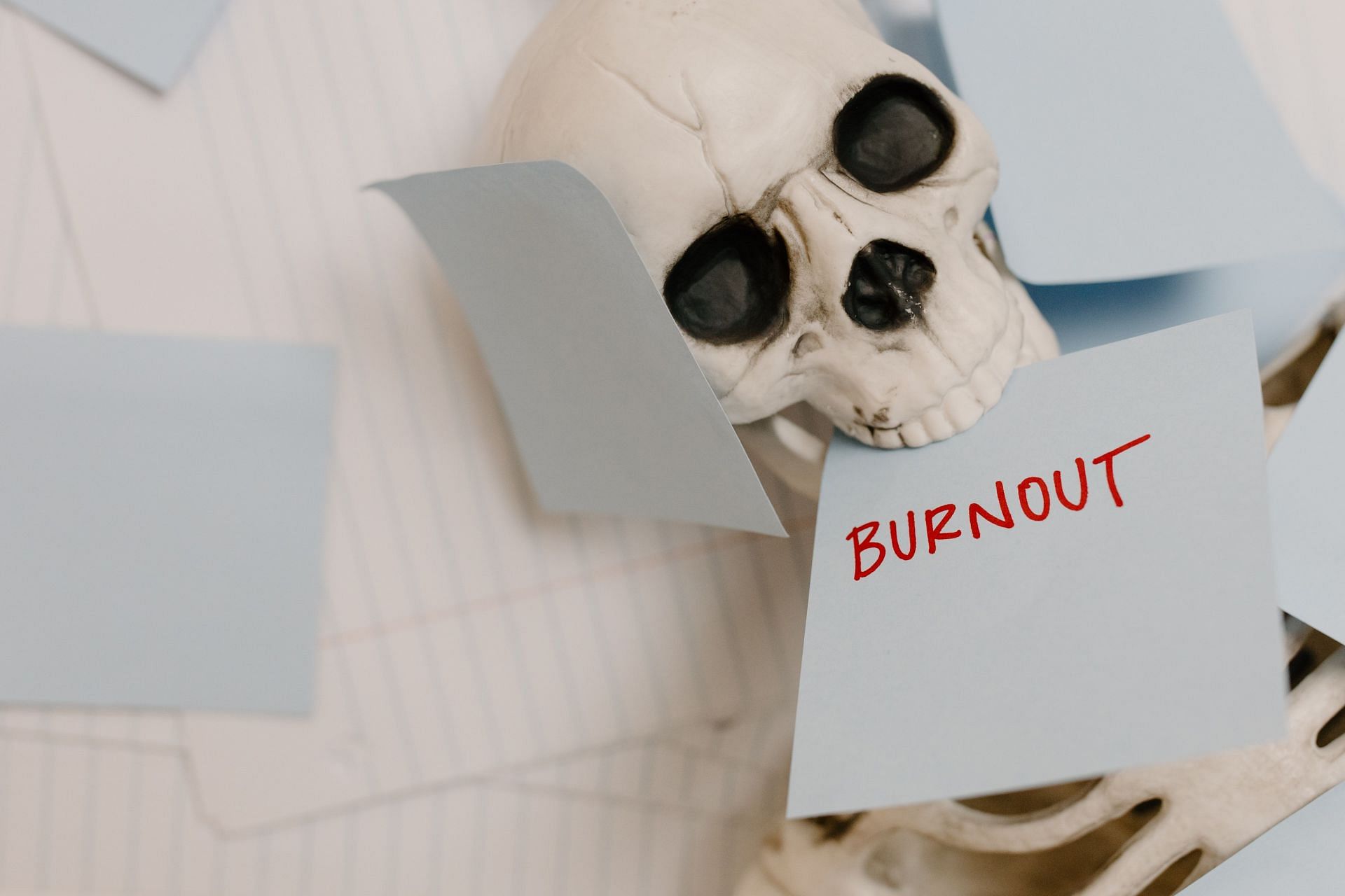 What are the most common signs of burnout? (Image via Pexels/ Tara)