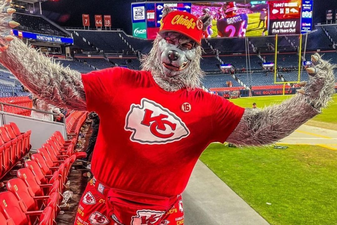 Super Bowl LVII: How Kansas City Chiefs mascot KC Wolf nearly died