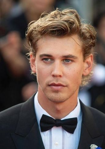How old is Austin Butler?
