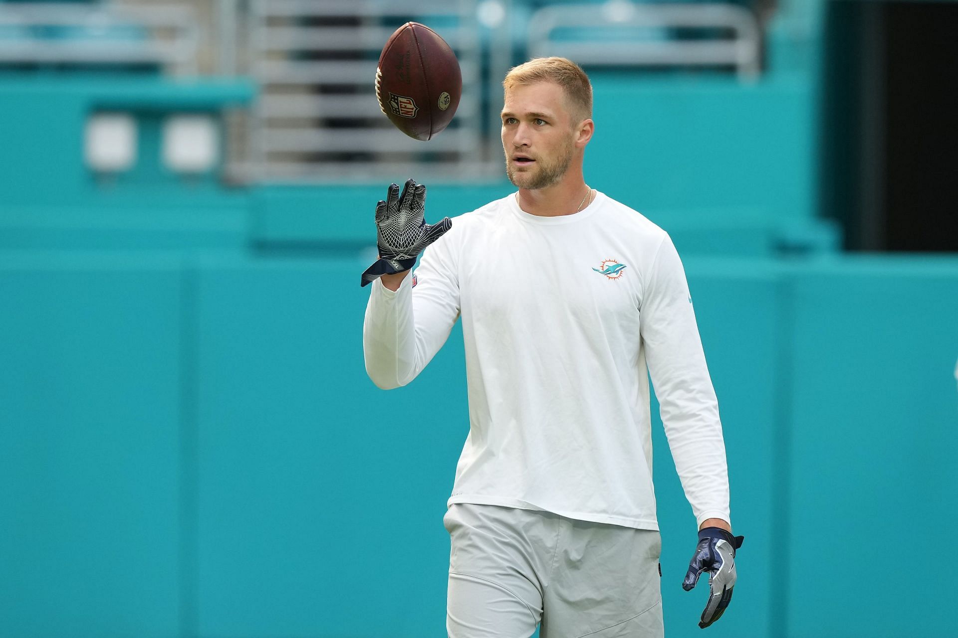 Mike Gesicki of the Miami Dolphins