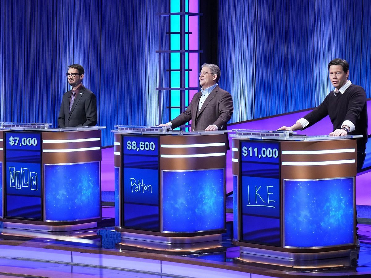 Wil Wheaton, Patton Oswalt, and Ike Barinholtz from Celebrity Jeopardy! season 1 finale
