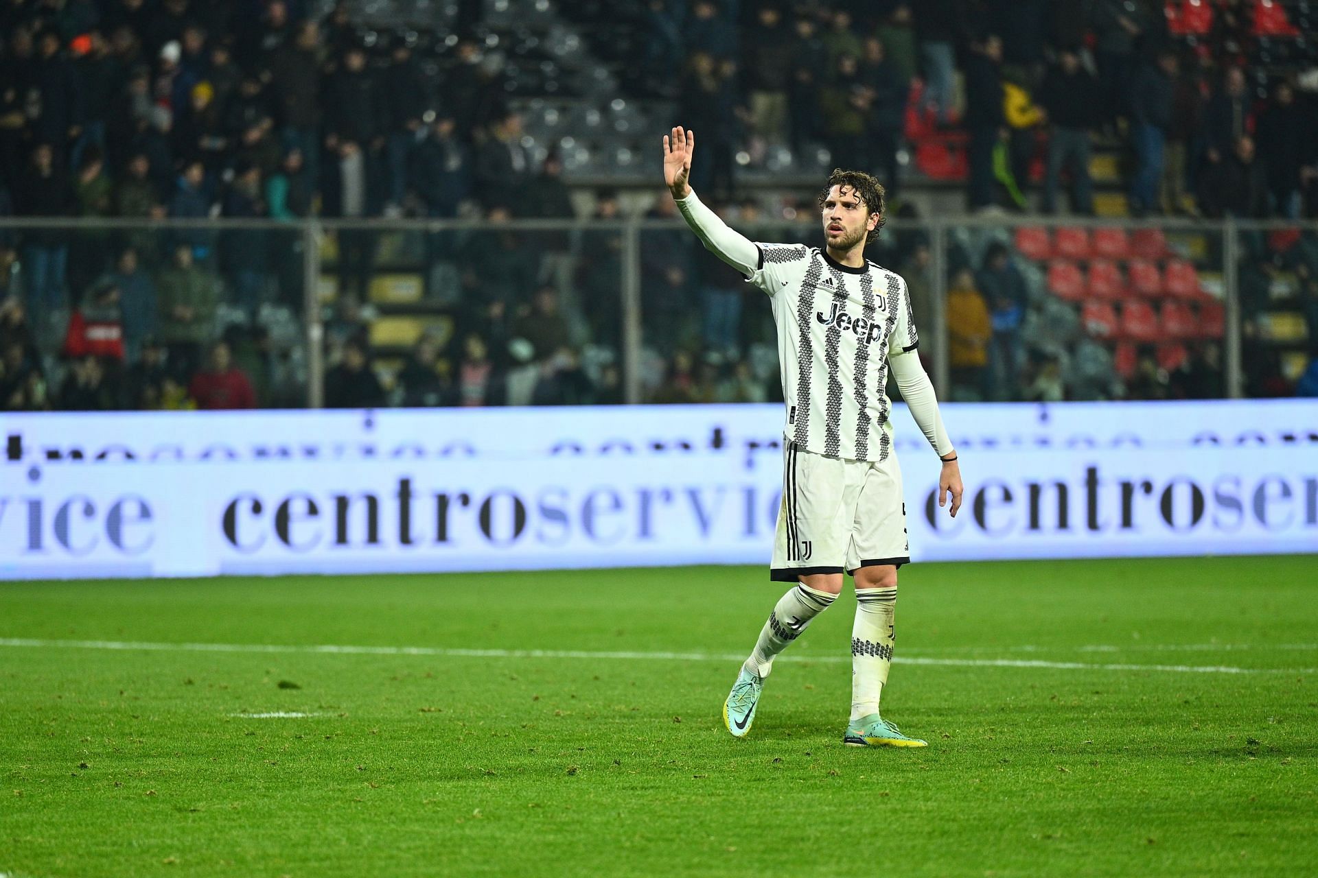 Manuel Locatelli has admirers at the Emirates.