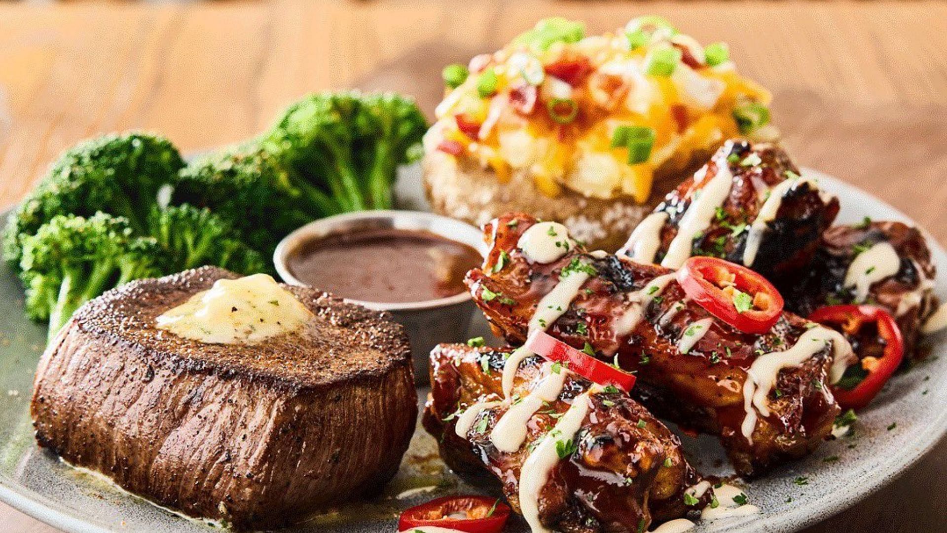 The Sirloin and Aussie Chook Ribs (Image via Outback Steakhouse)