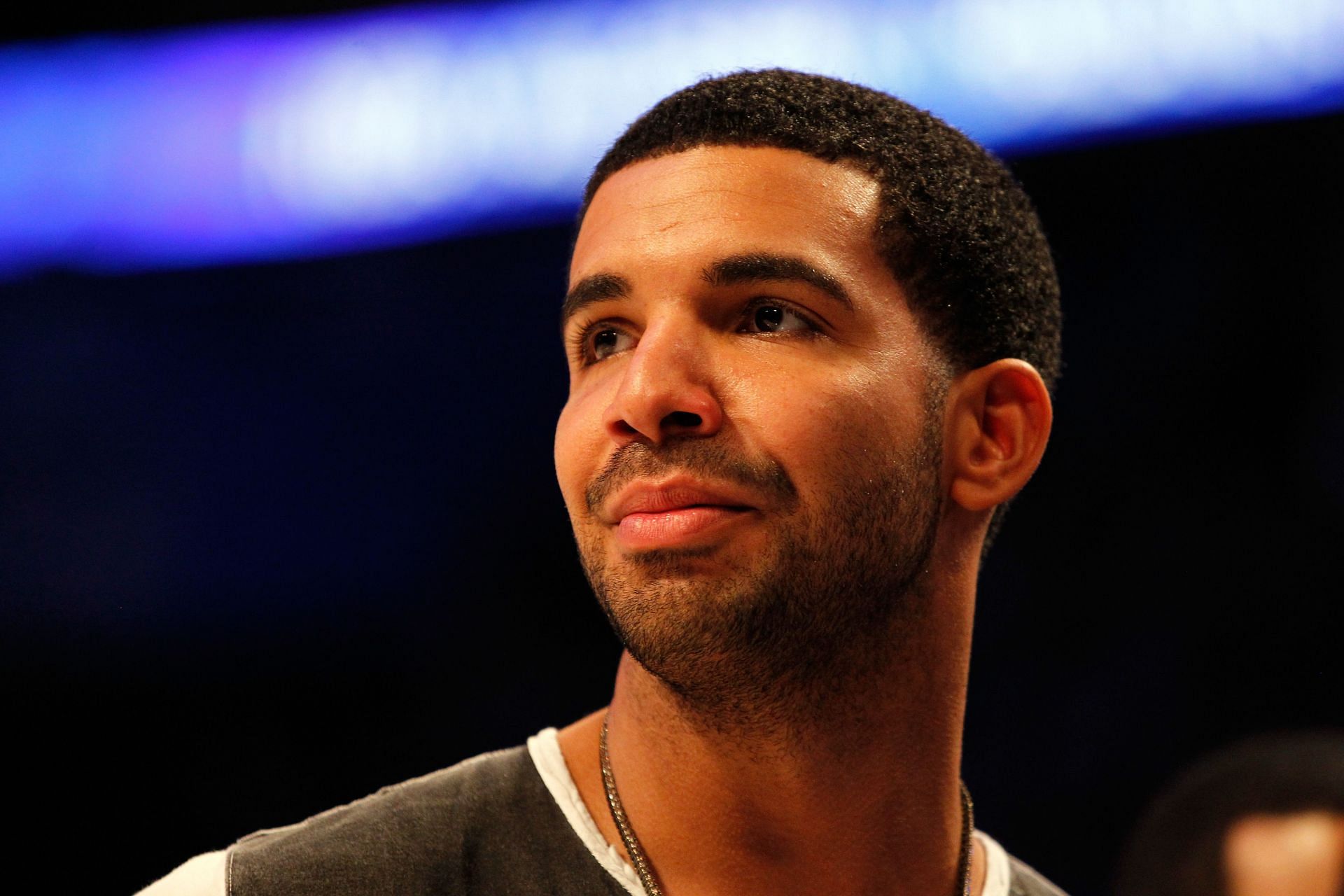 Drake wins just ONE of his seven Super Bowl bets but still manages to  scoop a $512,000 profit