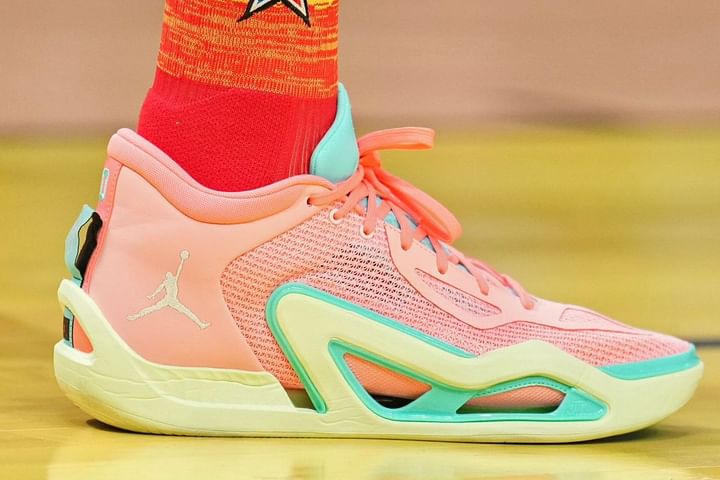 Jayson Tatum: Jayson Tatum x Jordan Tatum 1 “Pink Lemonade” shoes ...