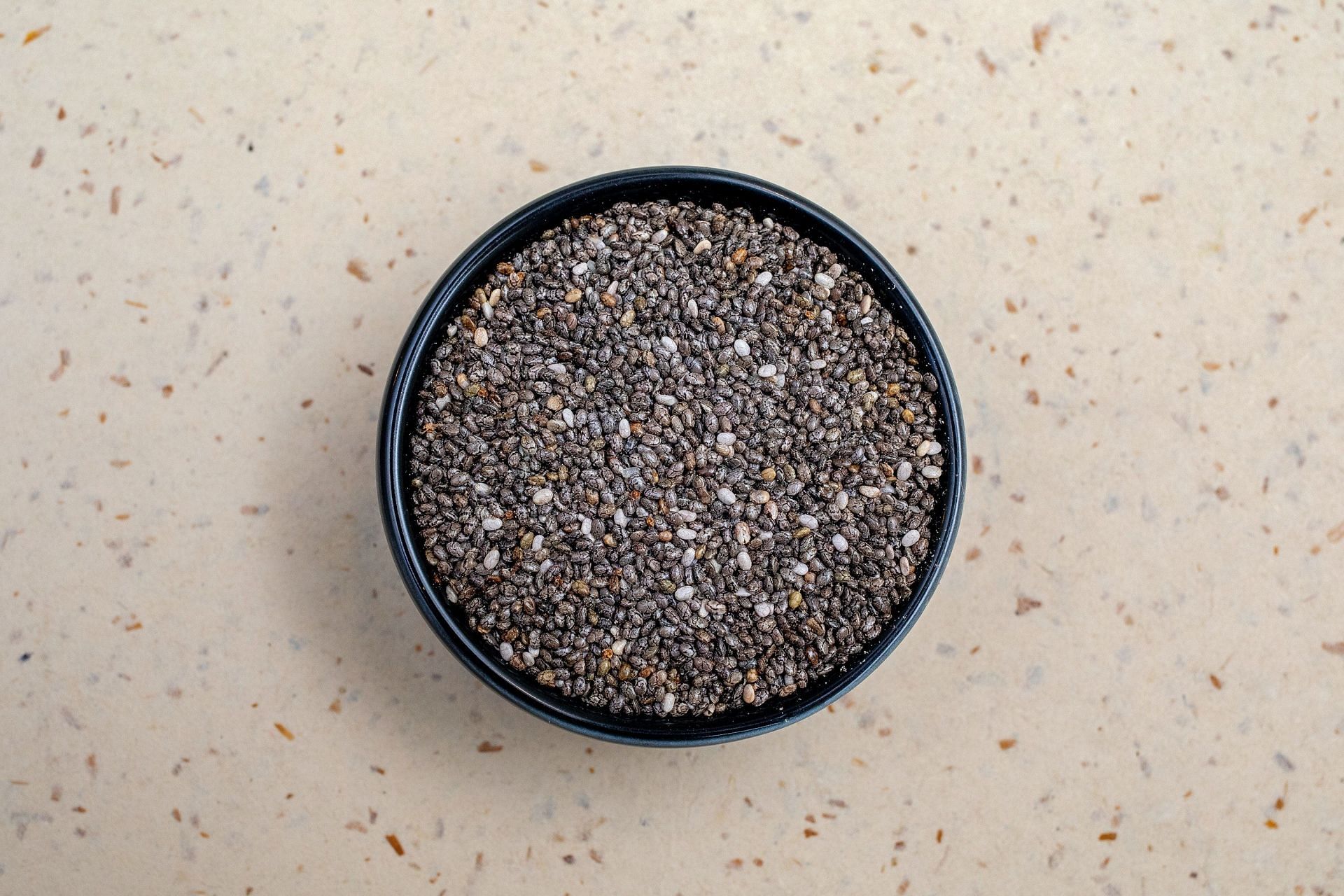 Are Chia Seeds Good For You? Here Are 5 Reasons To Add Them To Your Diet (Image via Pexels / Jubair Bin Iqbal)
