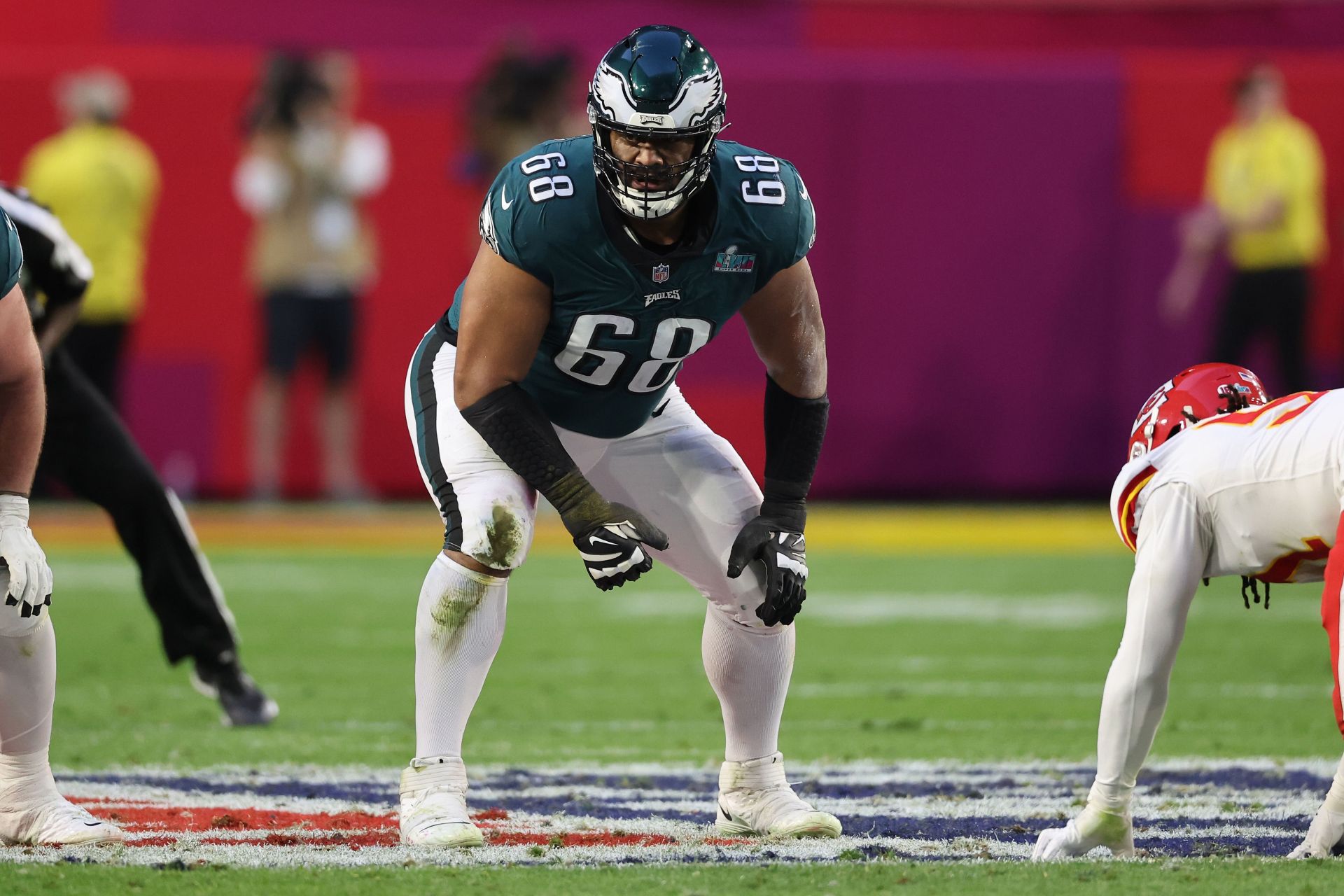 Eagles' Jordan Mailata embraces opportunity, faces top NFL pass