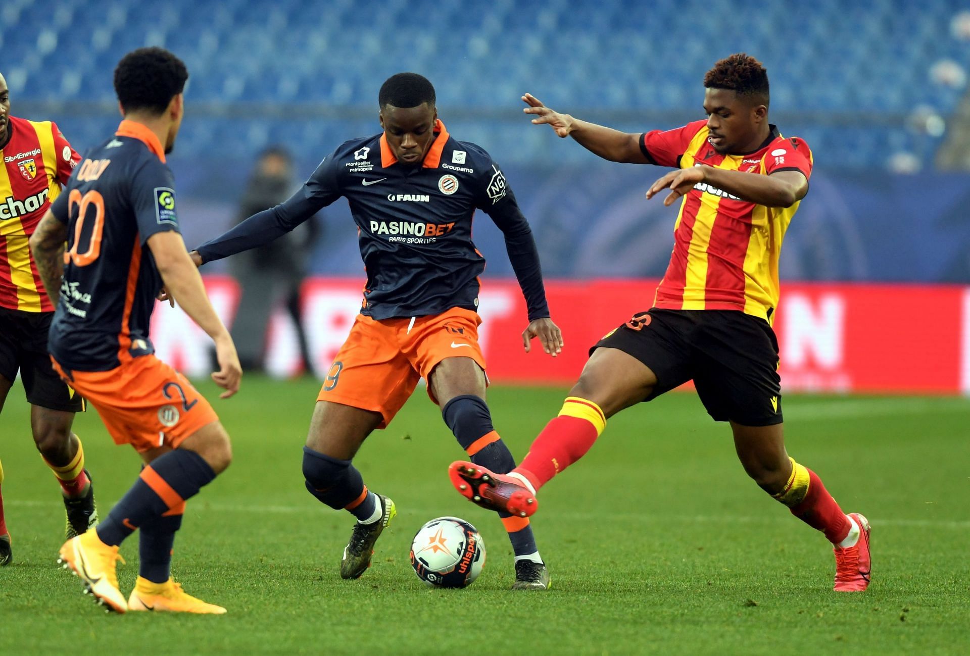 Montpellier take on Lens in Ligue 1 on Saturday (Image source: Imgur)