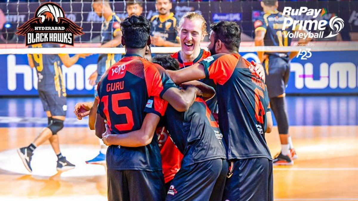 Hyderabad Blackhawks celebrating their win against Kochi in an earlier match (Image Courtesy: Twitter/Hyderabad Blackhawks)