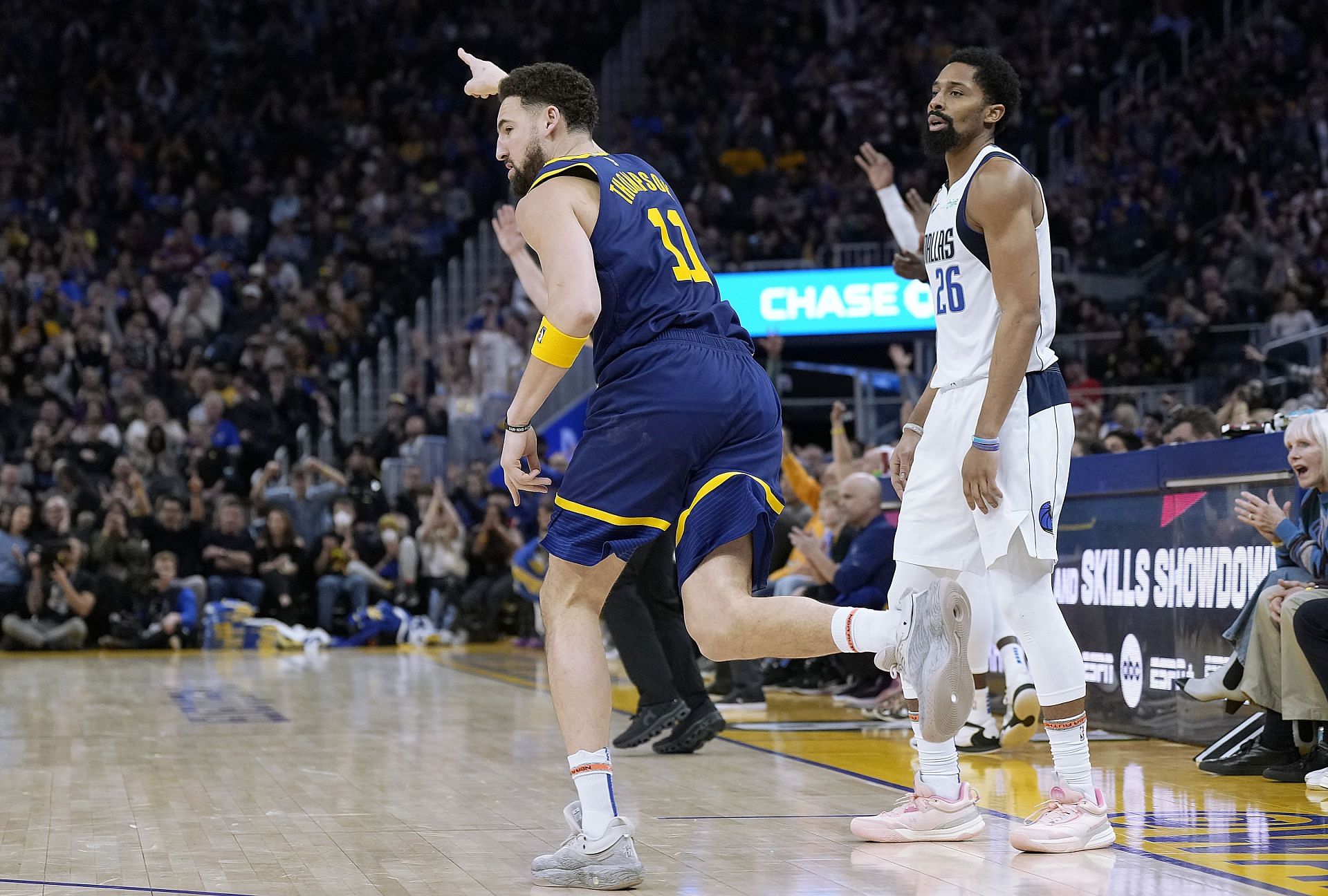 What are Klay Thompson's contract details with Golden State Warriors?  Looking at his salary, length, and potential departure from GSW