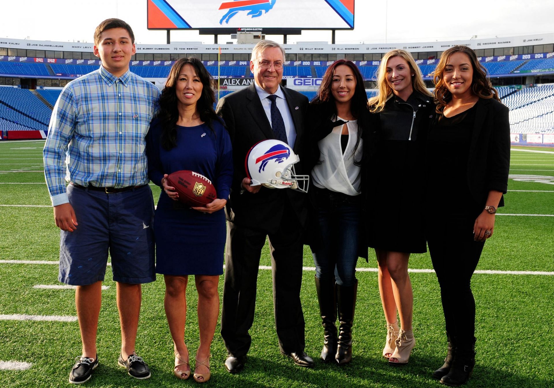 Bills co-owner Kim Pegula chats with Josh Allen