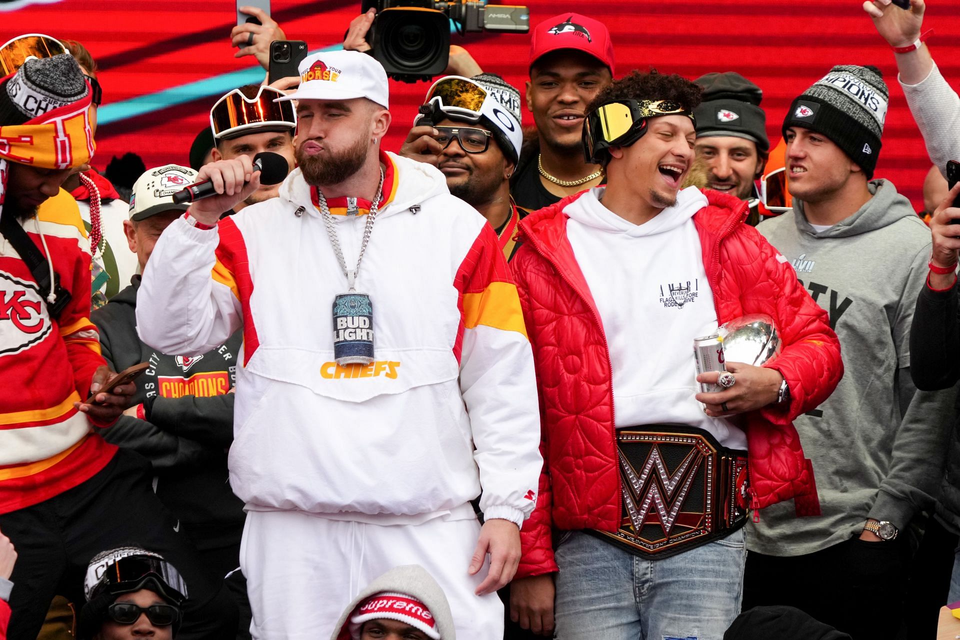 Jaylen Watson got so drunk at Chiefs' Super Bowl parade, he had to leave in  a wheelchair: 'Henne-thing was NOT possible'