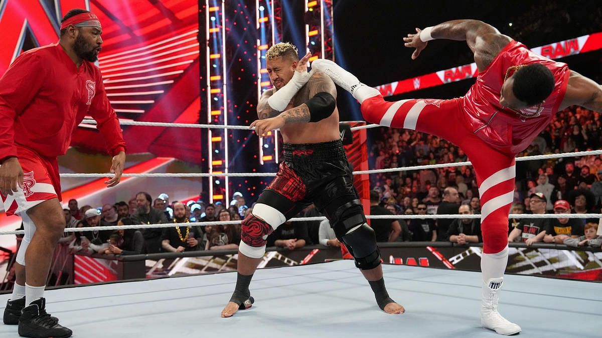 The Bloodline picked up another win on WWE RAW.