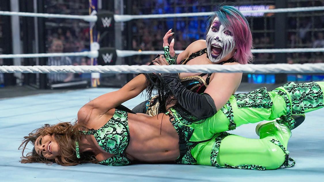 Asuka was dominant in the WWE Elimination Chamber.