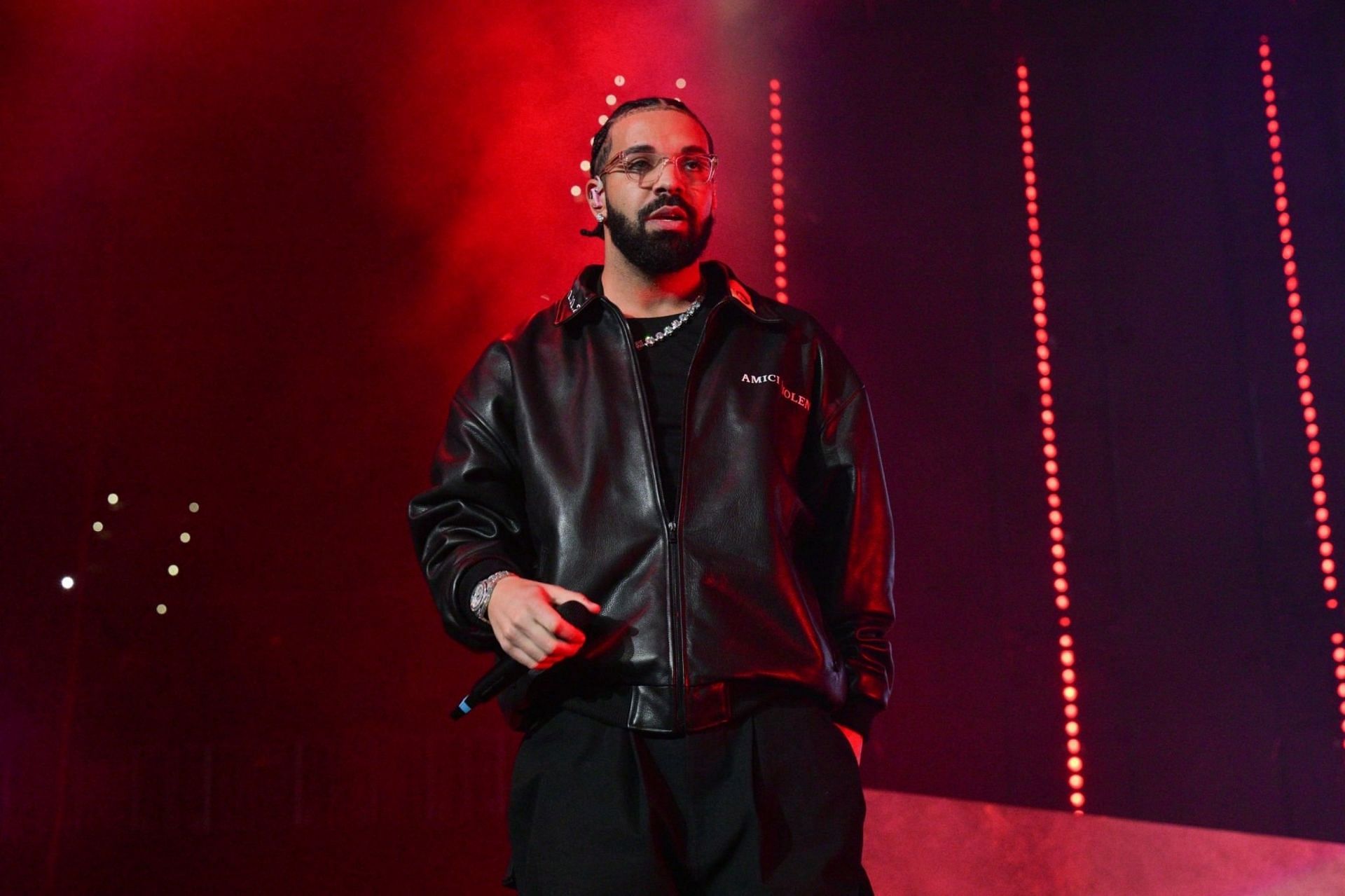 Drake at Lil Baby &amp; Friends Birthday Celebration Concert, 2022 (Image via Getty Images) 
