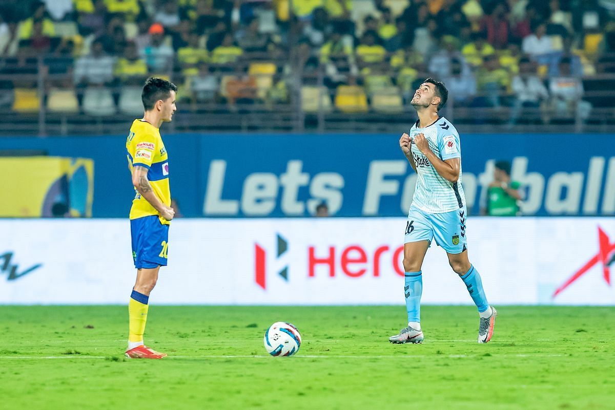 Borja Herrera (right) celebrates scoring for Hyderabad FC against Kerala Blasters FC. [Credits: ISL Media]