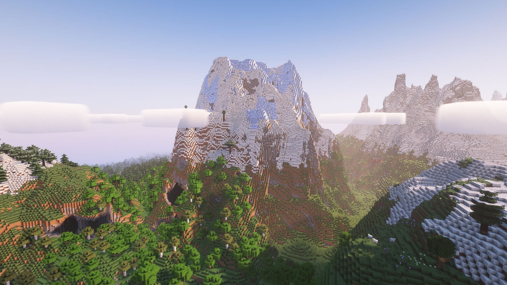 A gigantic mountain in Minecraft (Image via Mojang)