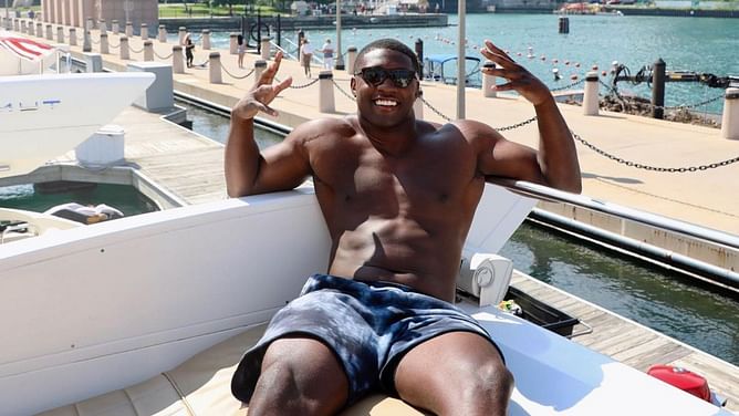 Champagne and porn stars: When Ravens star Roquan Smith's quarantine boat party courted controversy