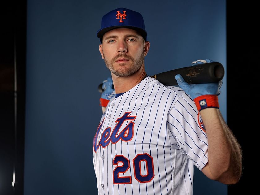 New York Mets fans react to Pete Alonso hitting a home run after sprinting  to dugout to get ready for his at-bat: He's been preparing for this