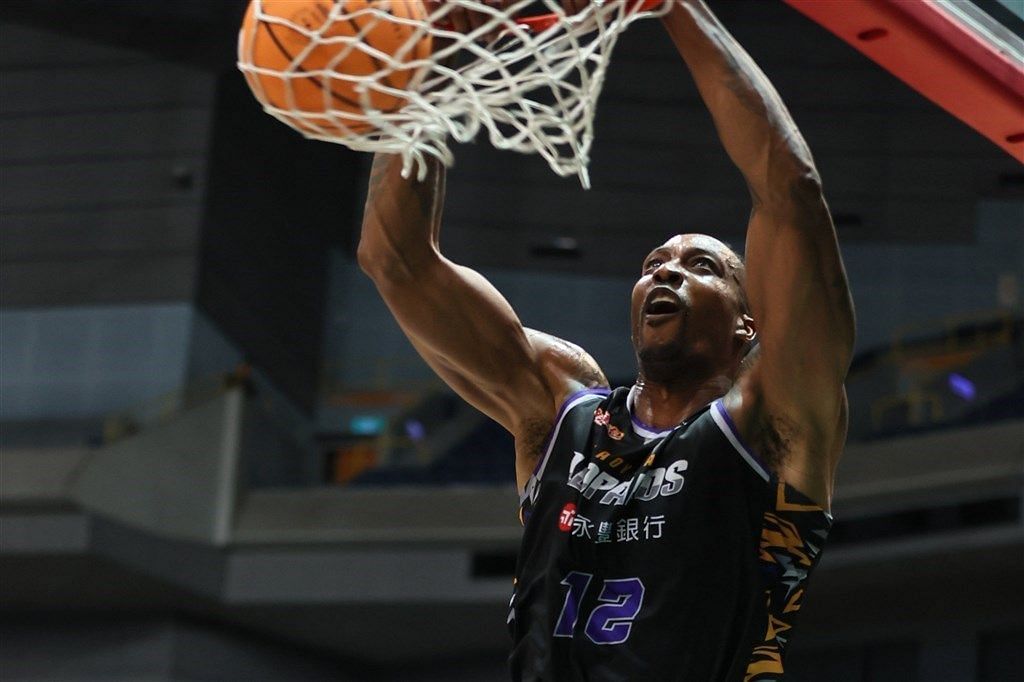 Dwight Howard playing for T1 League