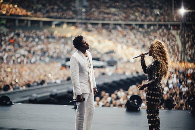 How old is Beyoncé?