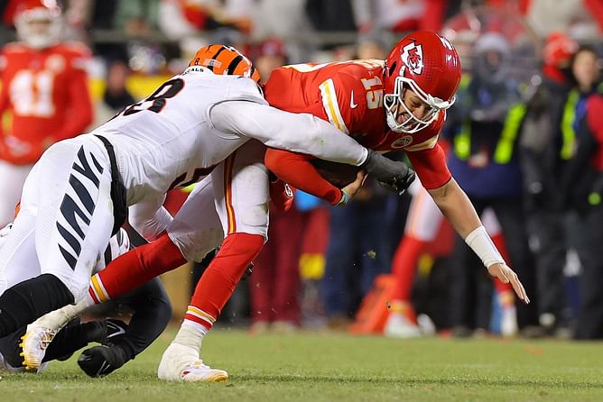 "It's just a shame" - Ex-NFL HC Mike Smith offers his two cents on Joseph Ossai's fateful hit on Patrick Mahomes in AFC title game (Exclusive)