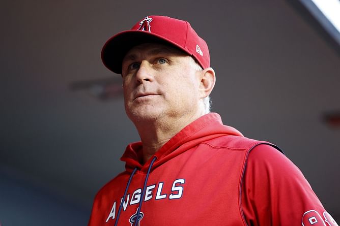 Manager Phil Nevin shares his take on Art Moreno's move to keep the Los Angeles Angels