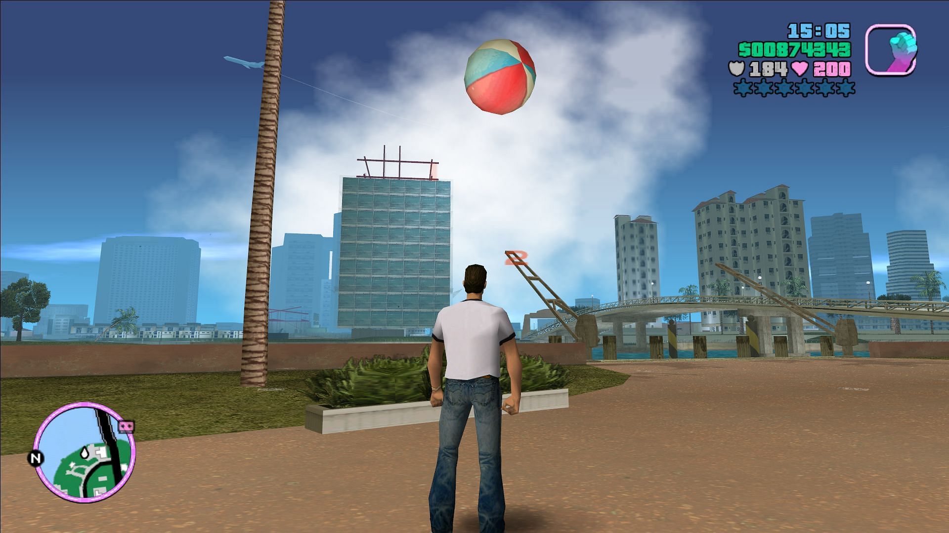 Keepie-Uppy Beach Ball is an excellent example of a creative feature (Image via Rockstar Games)