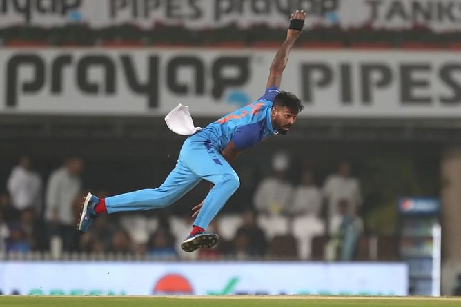 "Hardik Pandya's ball swung the most" - Mohammad Kaif on whether Indian skipper made the right call in bowling 1st over in T20Is vs New Zealand