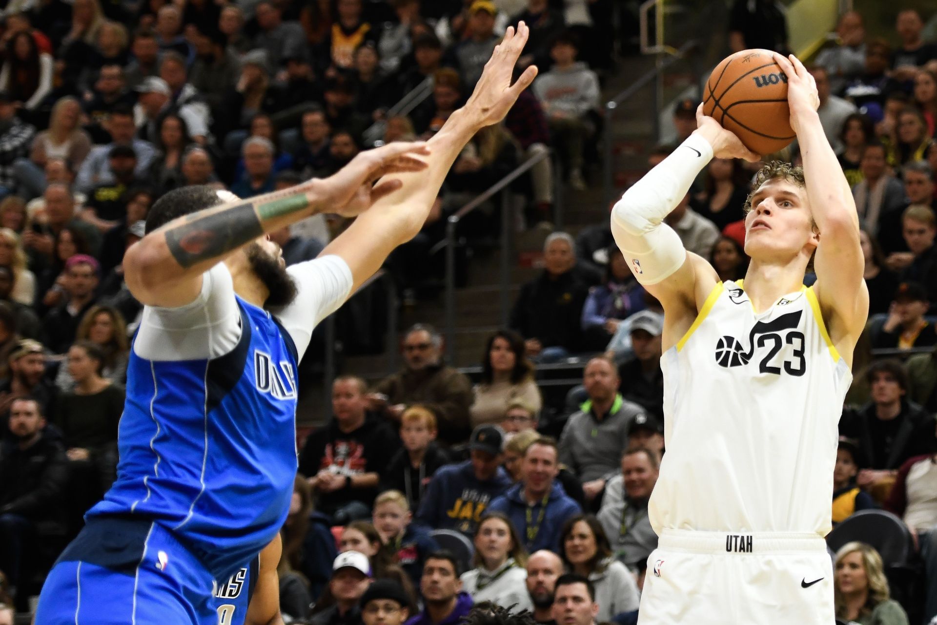 Lauri Markkanen is one of the best players in the league (Image via Getty Images)