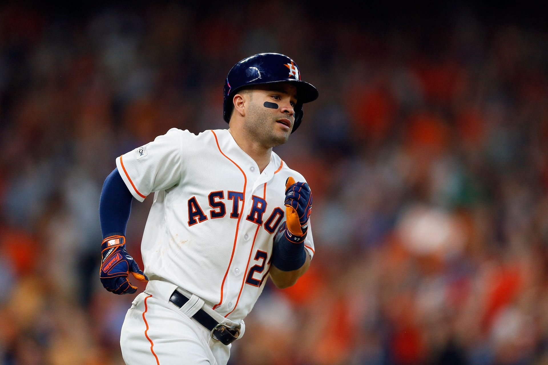 Astro 2B Jose Altuve wins fifth consecutive Silver Slugger Award