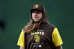 MLB Insider reveals Mike Clevinger will report to Chicago White Sox Spring Training while under investigation following domestic violence allegations