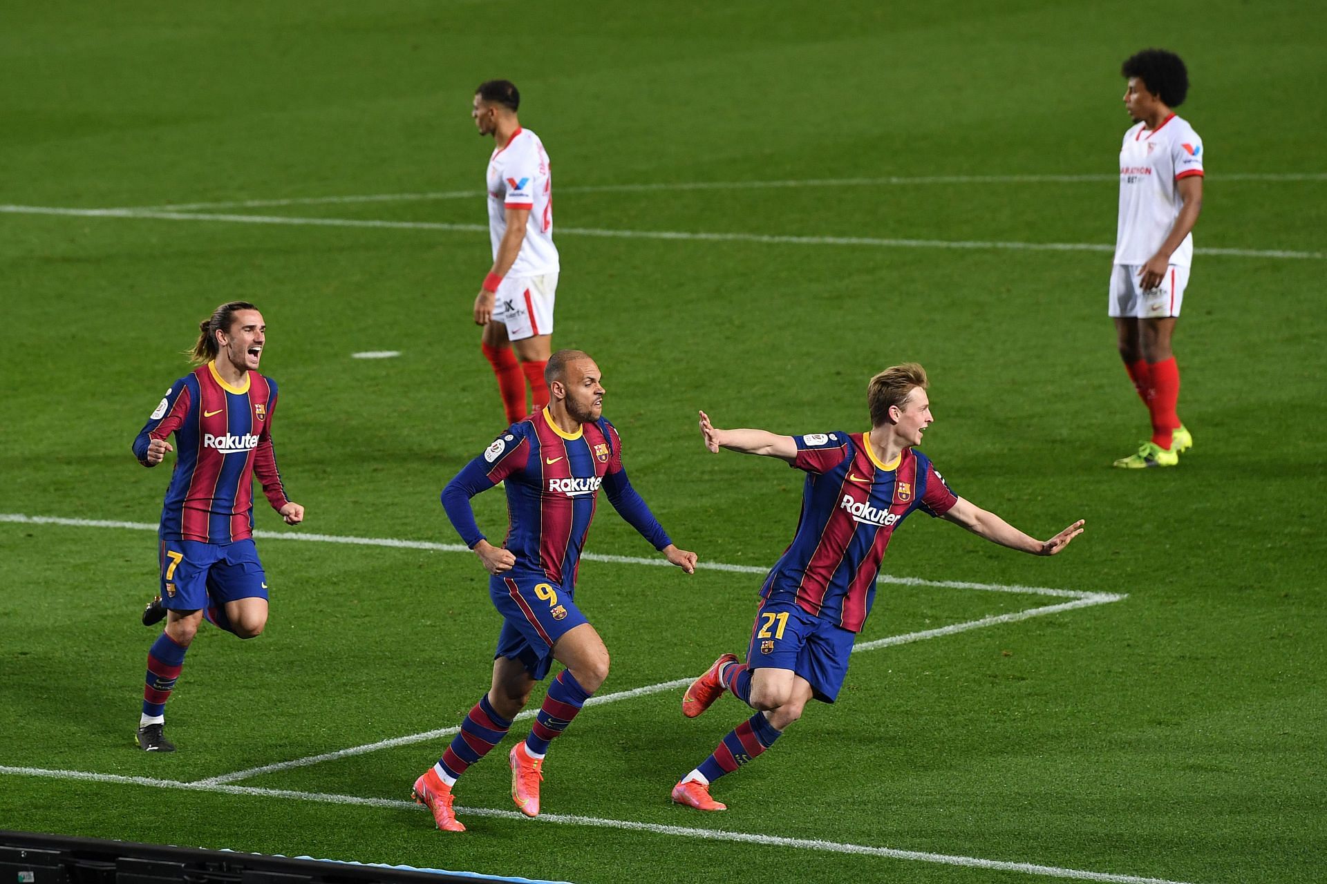 FC Barcelona v Sevilla: Copa del Rey Semi Final Second Leg