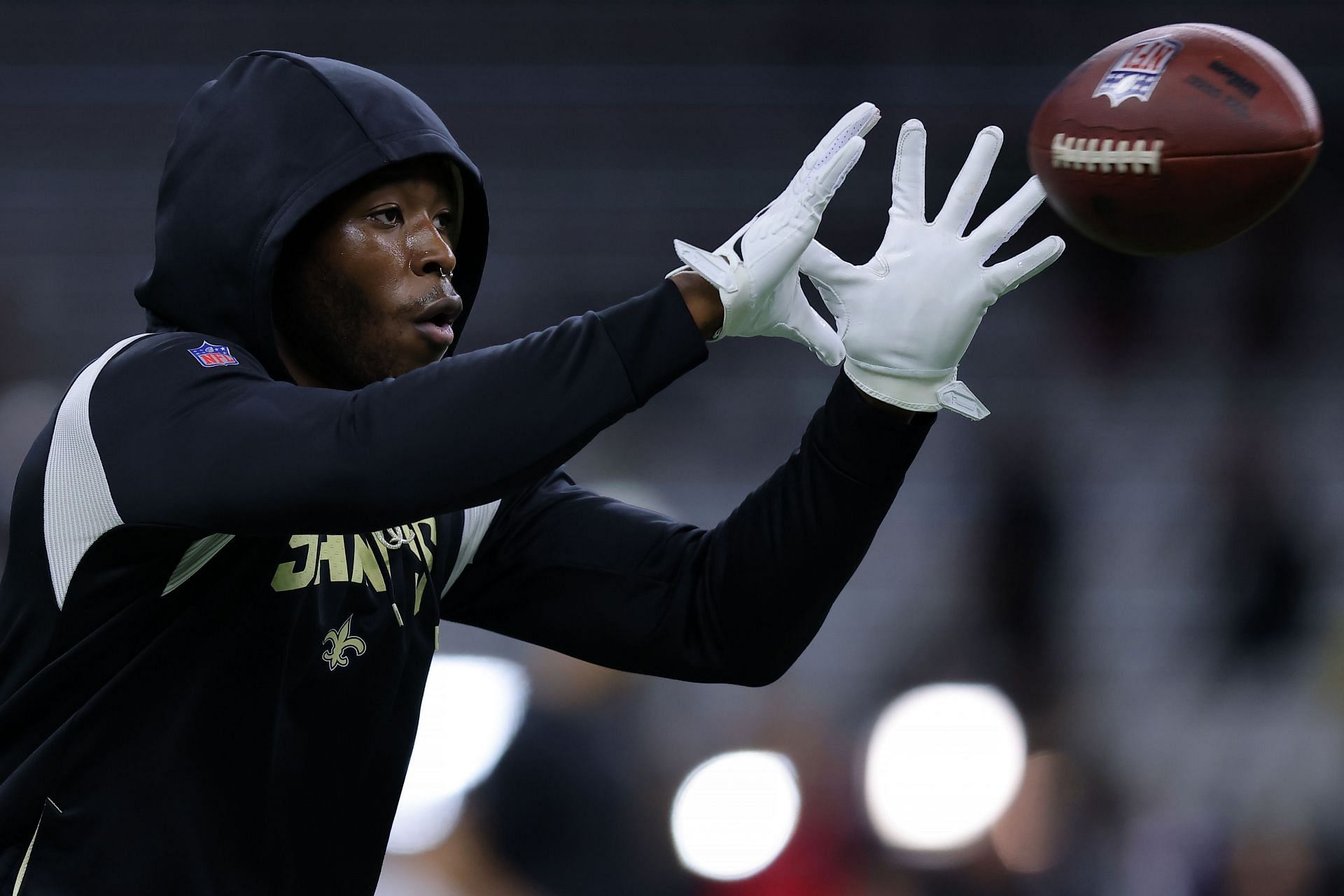 Alvin Kamara: Baltimore Ravens v New Orleans Saints