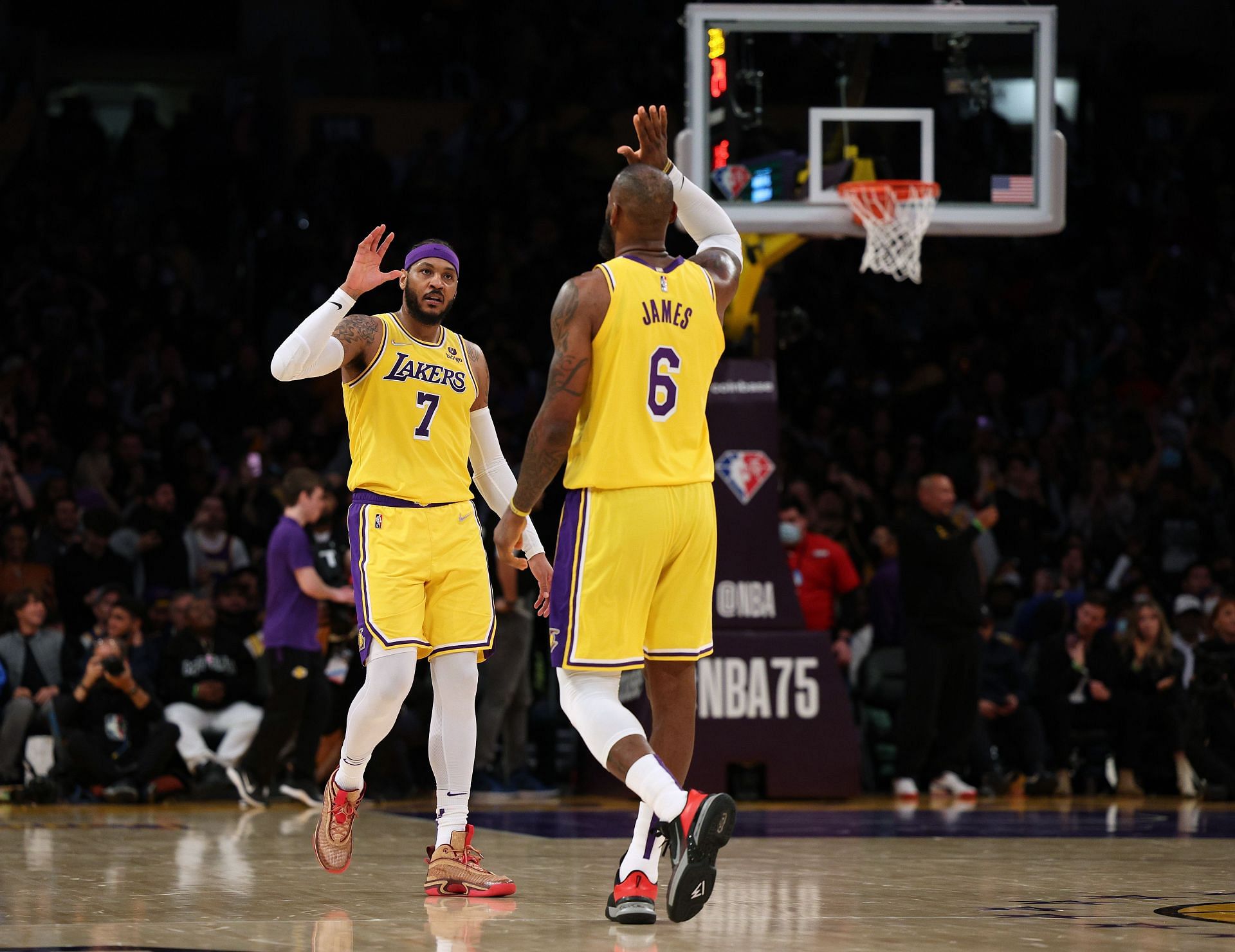 Carmelo Anthony and LeBron played together on the Lakers (Image via Getty Images)