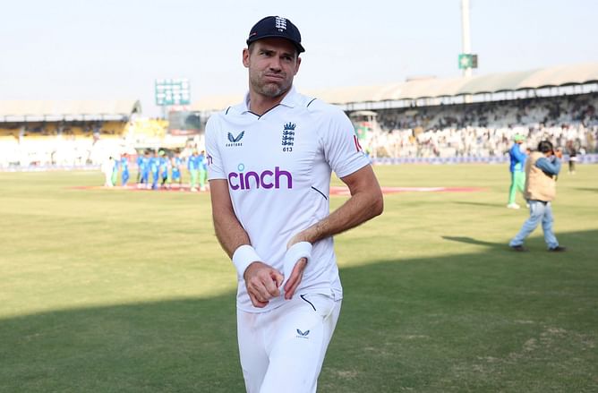"We're building up a real good bank of fast bowlers" - James Anderson