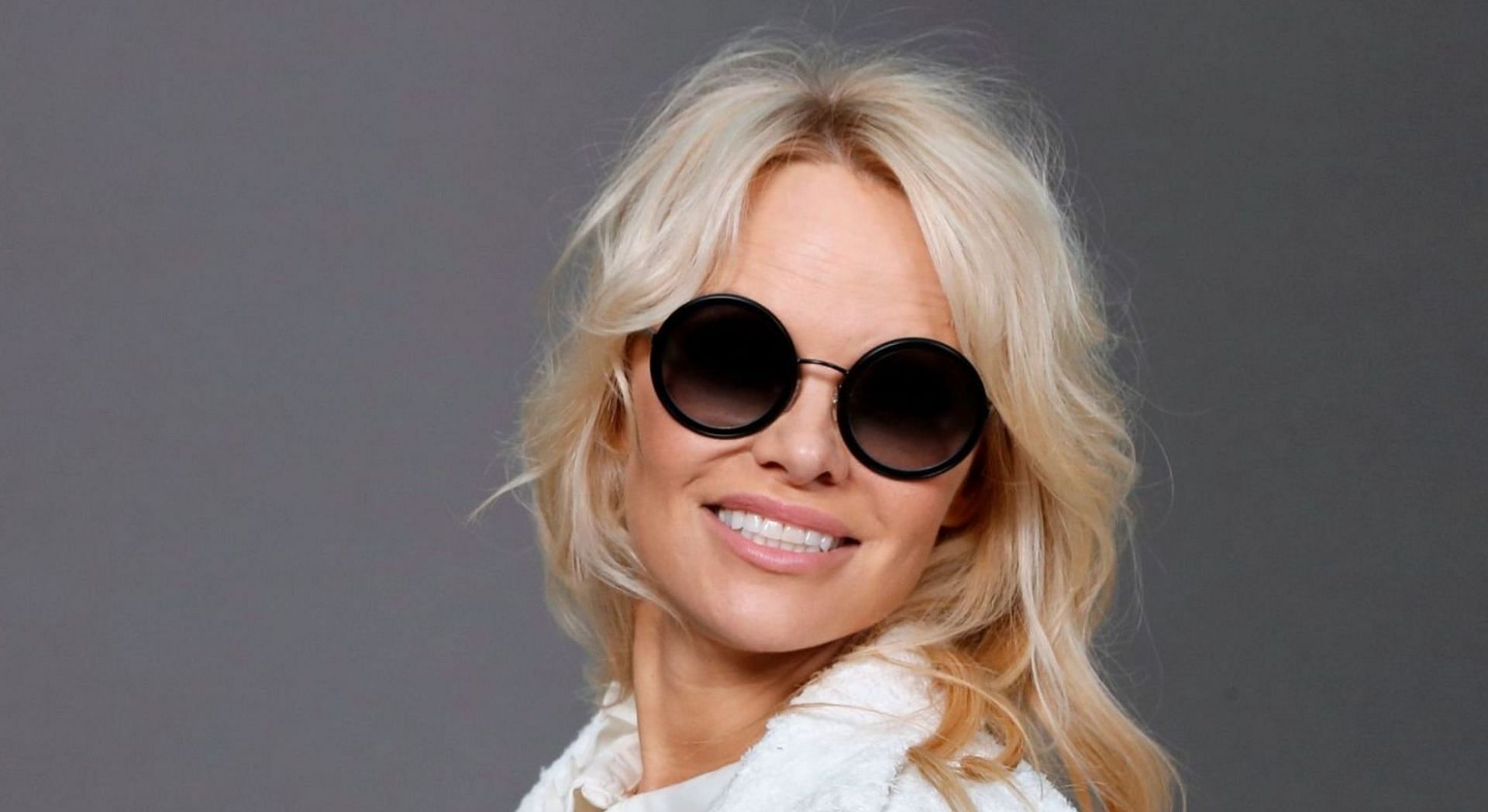 Pamela Anderson opened up about her relationships in her Netflix documentary (Image via Getty Images)