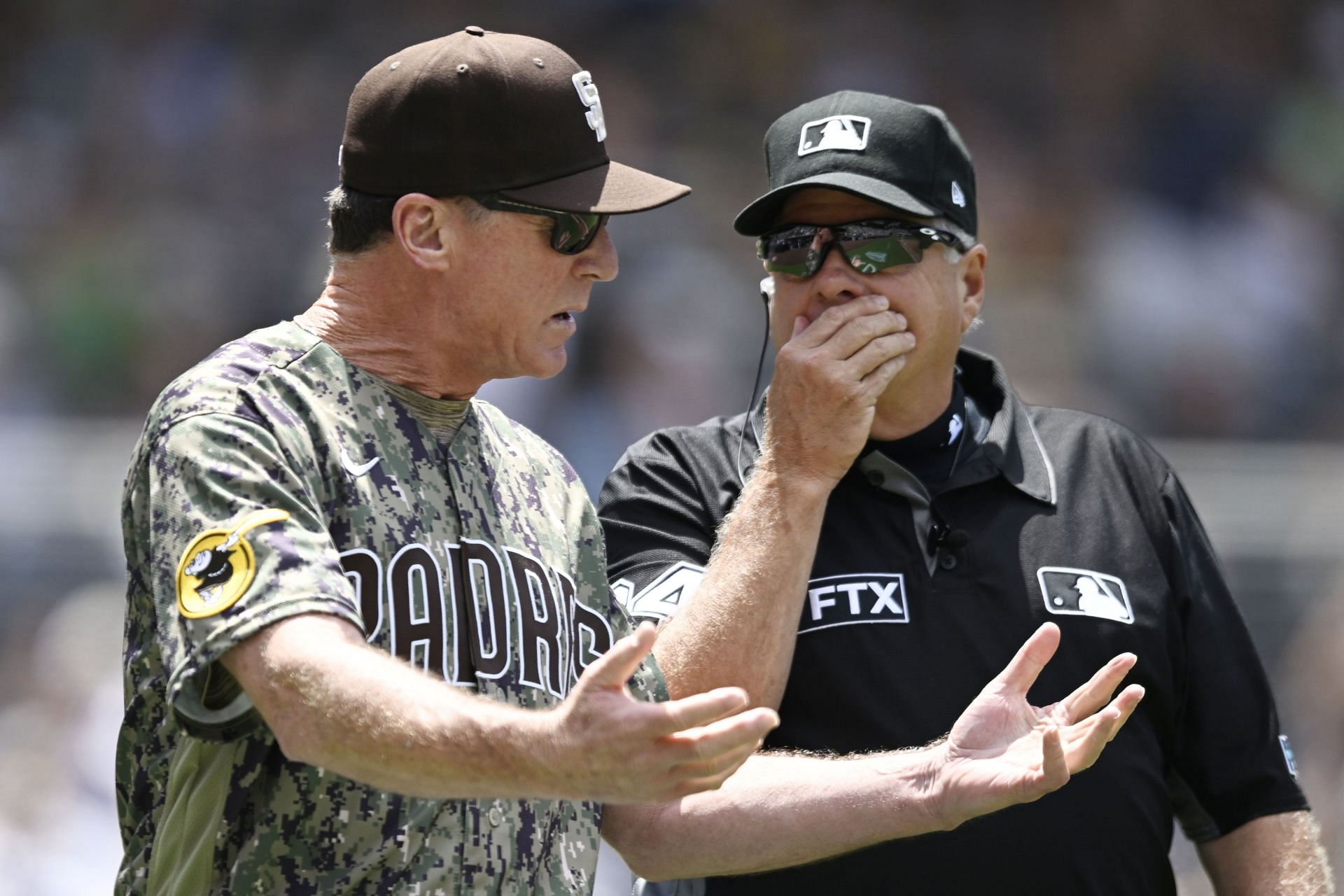 Bob Melvin of the San Diego Padres argues with umpire Jerry Layne.