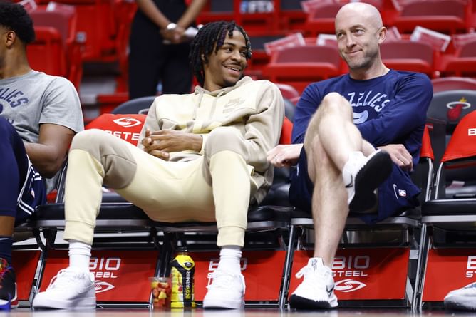 Ja Morant's video of fooling around with Grizzlies staff member goes viral with hilarious reactions: "This thug stealing & committing armed robbery"